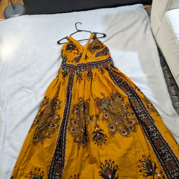 Robe décolletée - Picture 8 of 9